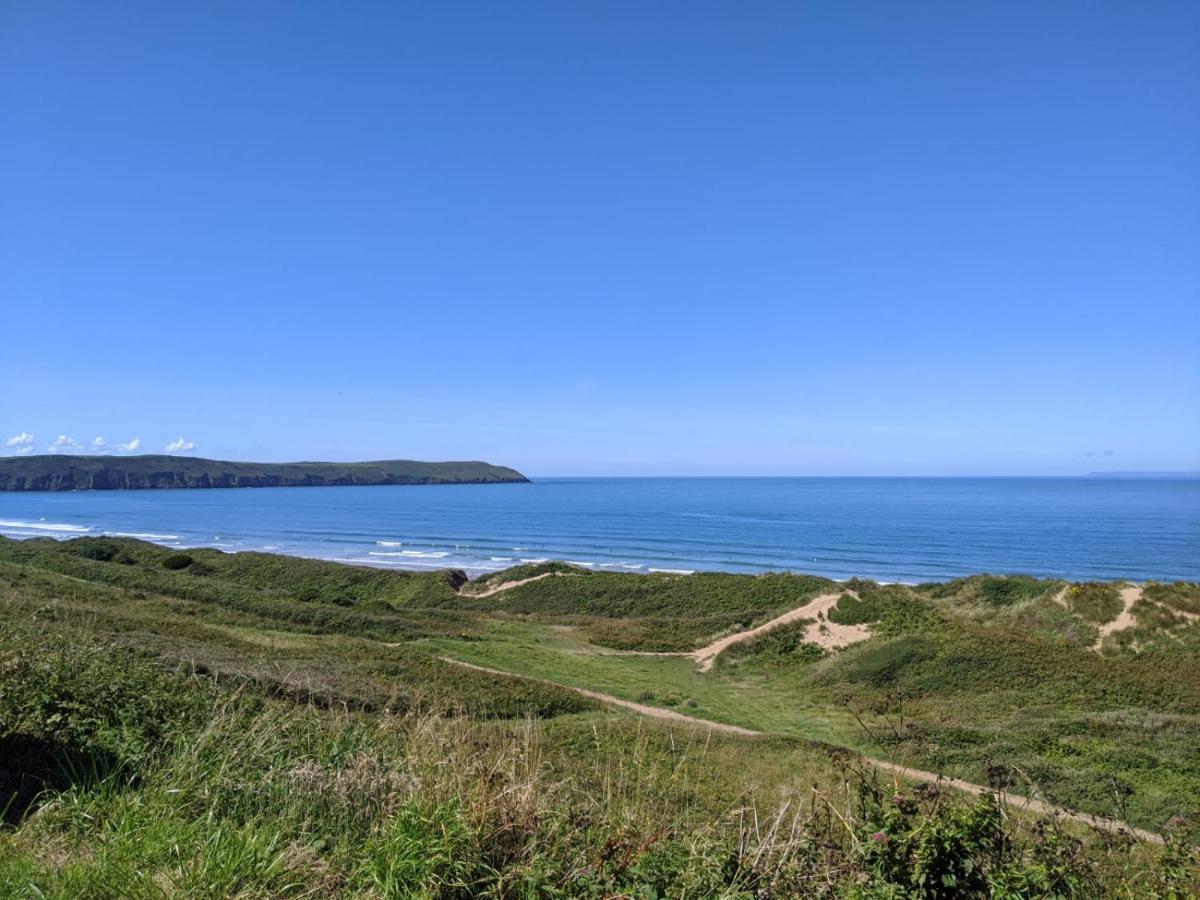 2 Middlecombe - Luxury Apartment At Byron Woolacombe, Only 4 Minute Walk To Woolacombe Beach! Luaran gambar
