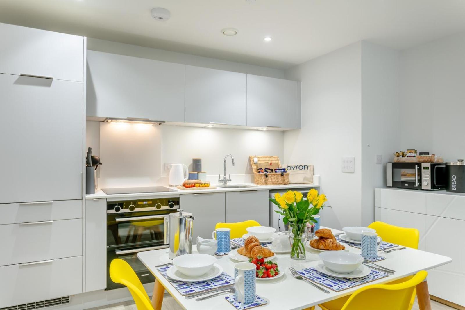2 Middlecombe - Luxury Apartment At Byron Woolacombe, Only 4 Minute Walk To Woolacombe Beach! Luaran gambar