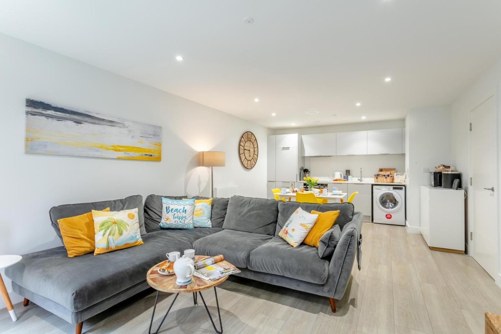 2 Middlecombe - Luxury Apartment At Byron Woolacombe, Only 4 Minute Walk To Woolacombe Beach! Luaran gambar